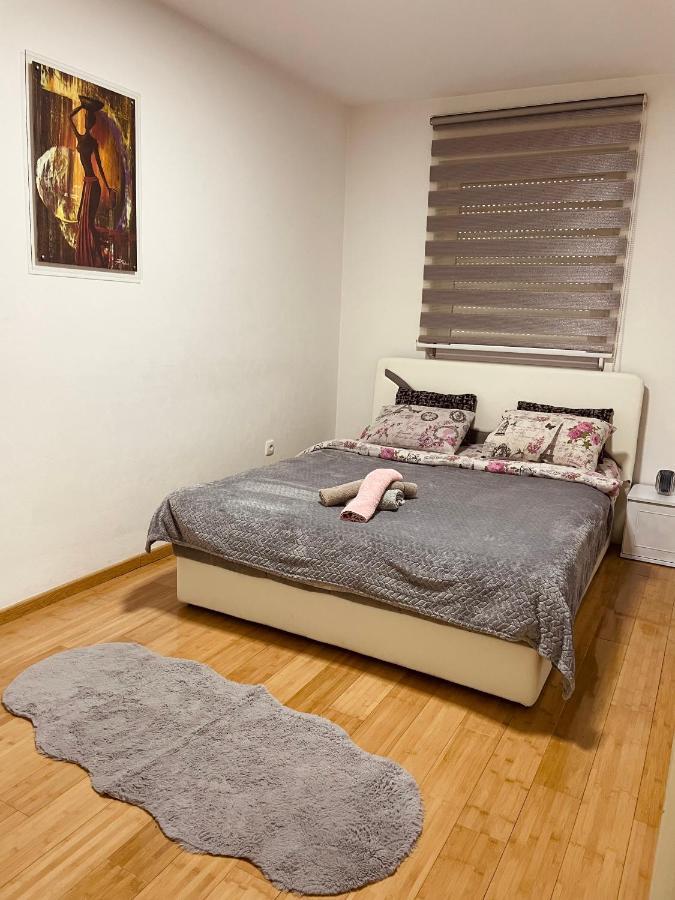 Apartman Royal 1 Doboj Esterno foto