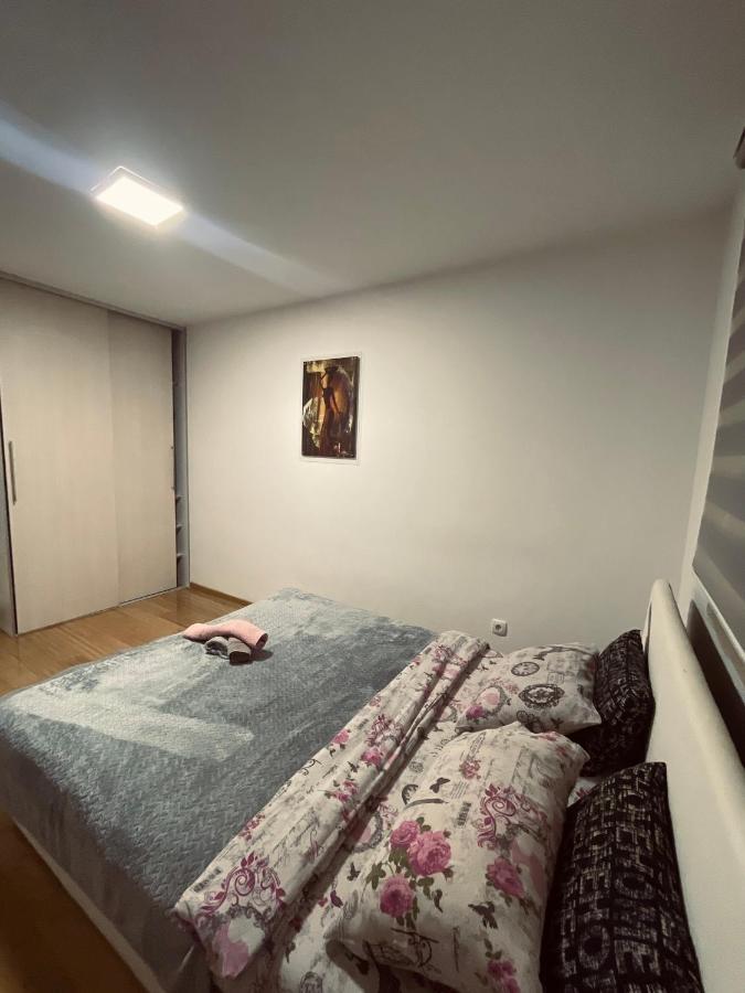 Apartman Royal 1 Doboj Esterno foto