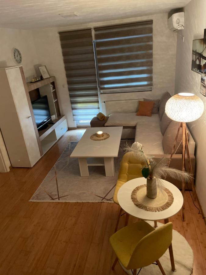 Apartman Royal 1 Doboj Esterno foto